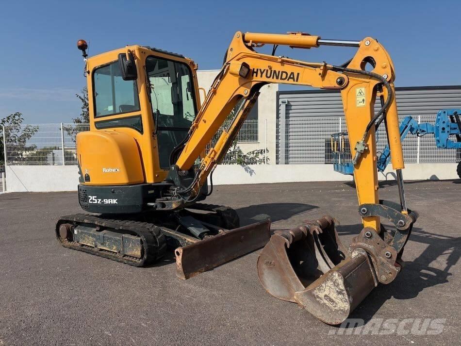 Hyundai R25Z-9 AK Minikaivukoneet < 7t