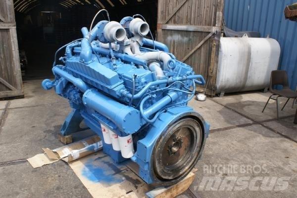 Cummins VTA 28 Moottorit