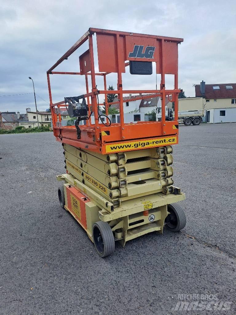 JLG 10rs Saksilavat