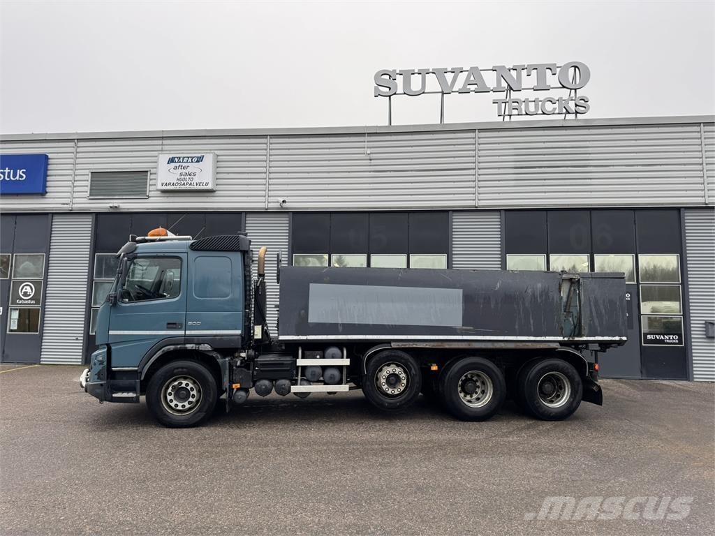 Volvo FMX 8x4 Sora- ja kippiautot