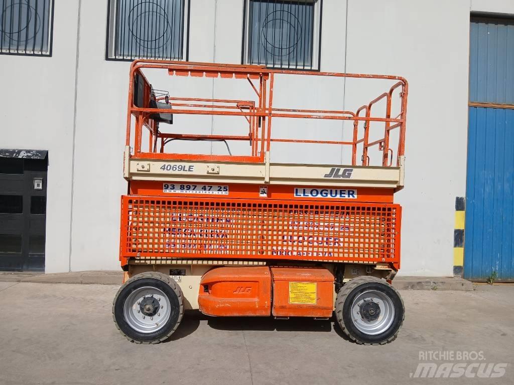 JLG 4069 LE Saksilavat