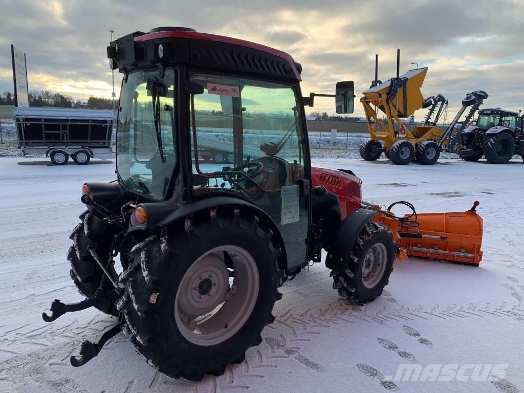 McCormick X 2.055 Traktorit