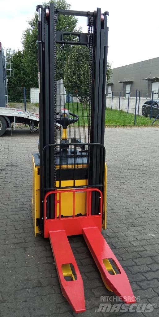 Hyster S1.5S Käyden ajettavat pinoamistrukit