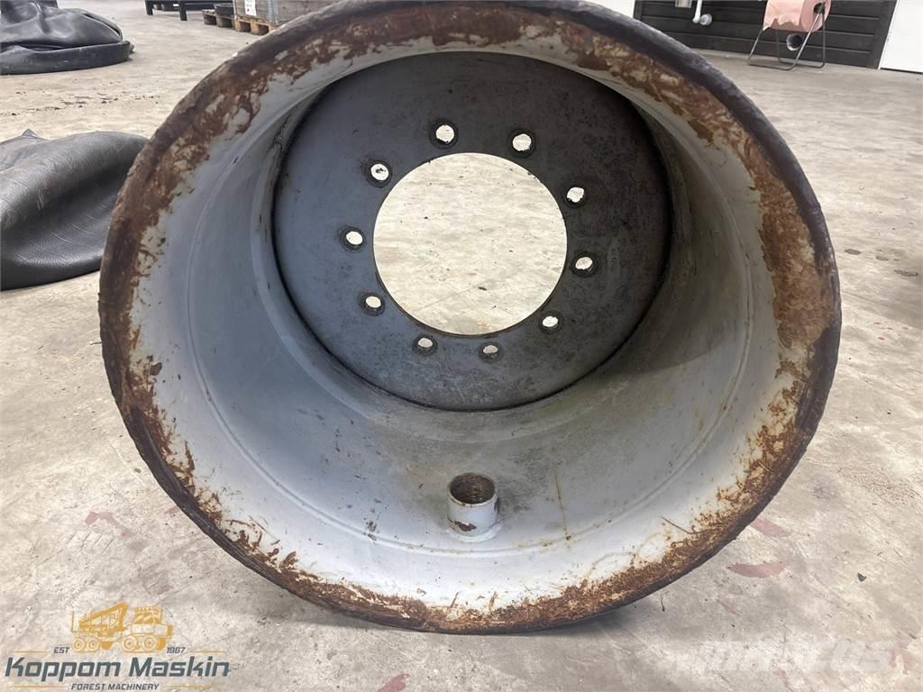 Valmet 911 24x26,5 Renkaat ja vanteet