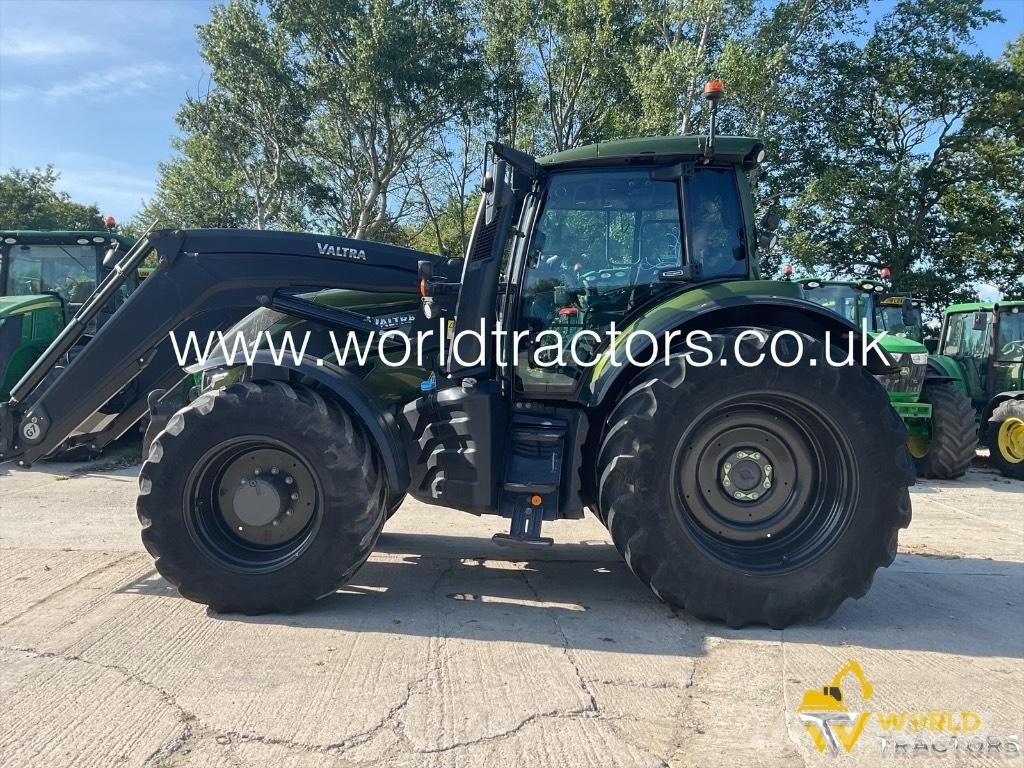 Valtra T 255 Traktorit