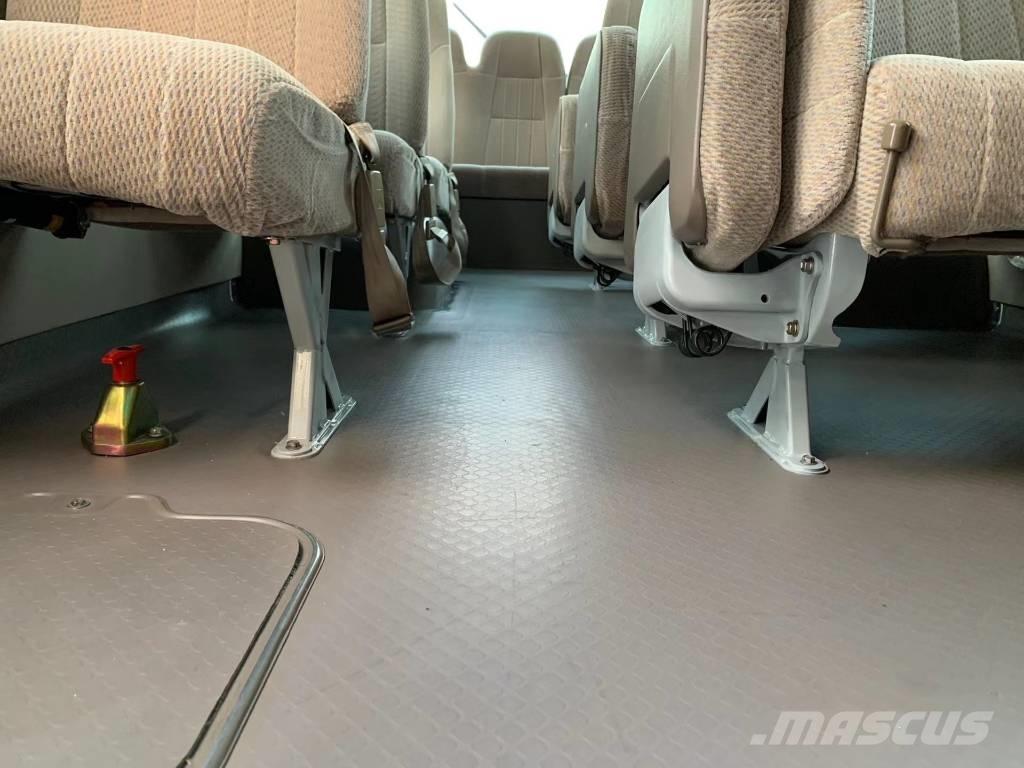 Toyota Coaster Bus Minibussit