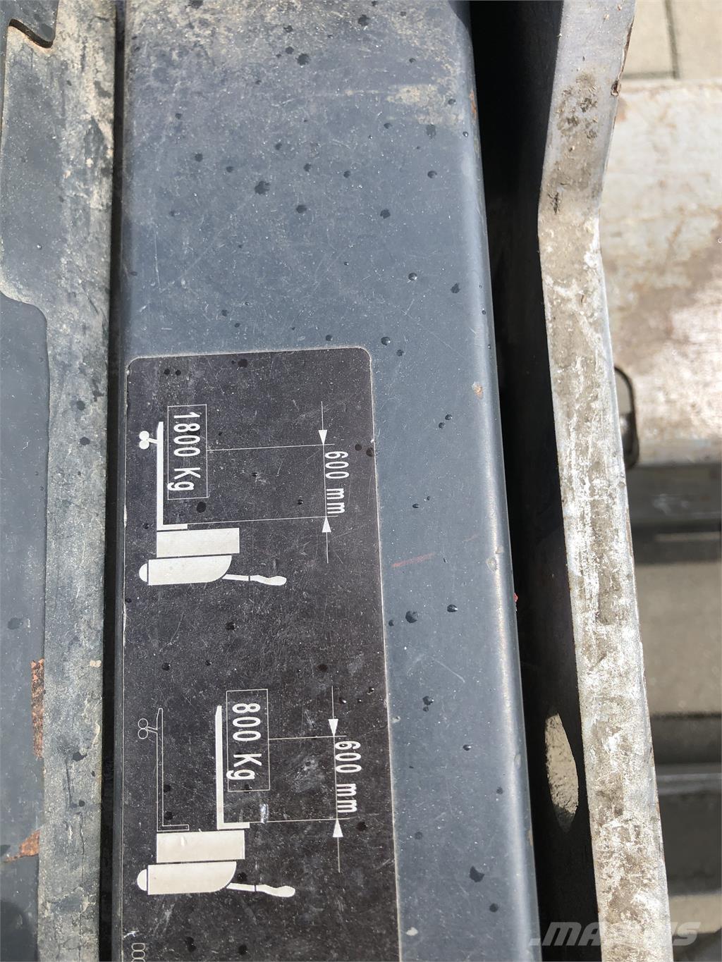 Still EXU-H 18 Käyden ajettavat pinoamistrukit