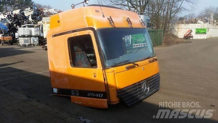 Mercedes-Benz 2540 Muut
