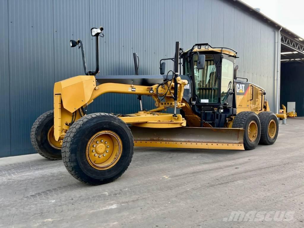 CAT 140M Tiehöylät