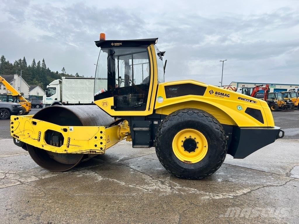 Bomag BW213 D-5 Yksivalssijyrät
