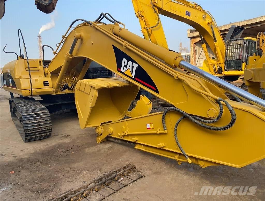 CAT 320 C Telakaivukoneet