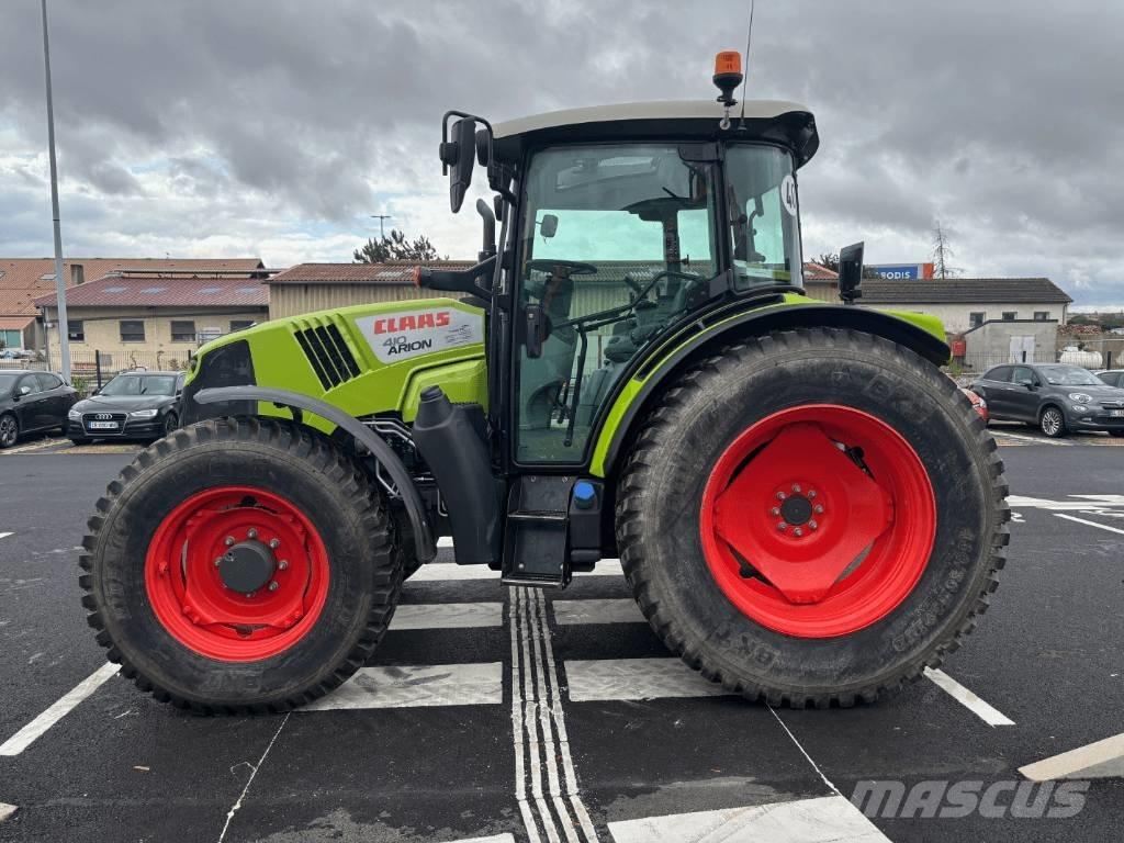 CLAAS Arion 410 Traktorit