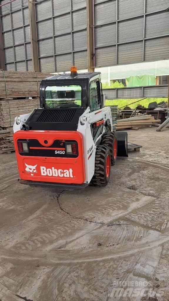 Bobcat S 450 Liukuohjatut kuormaajat
