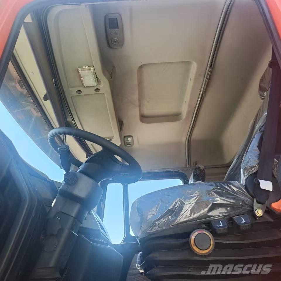 Shacman F3000 8x4 Sora- ja kippiautot