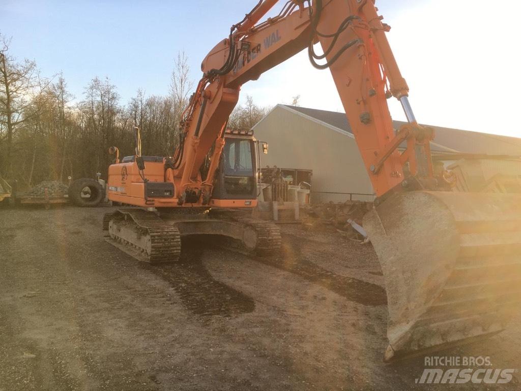 Doosan DX 255 LC Telakaivukoneet