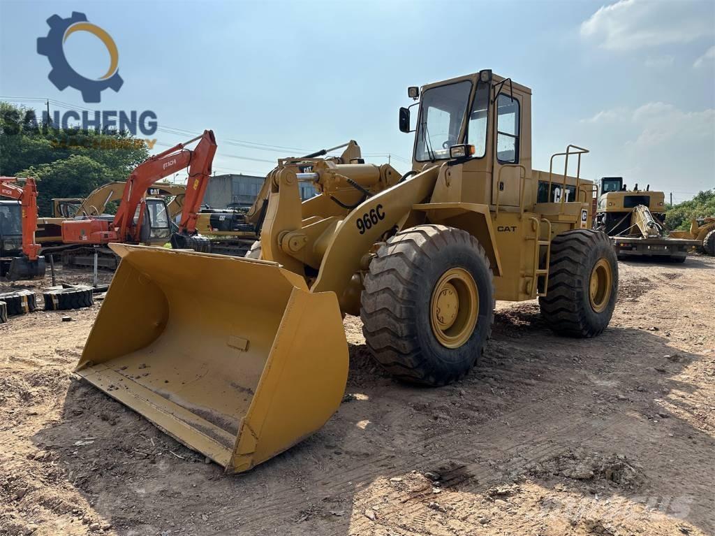 CAT 966C Pyöräkuormaajat