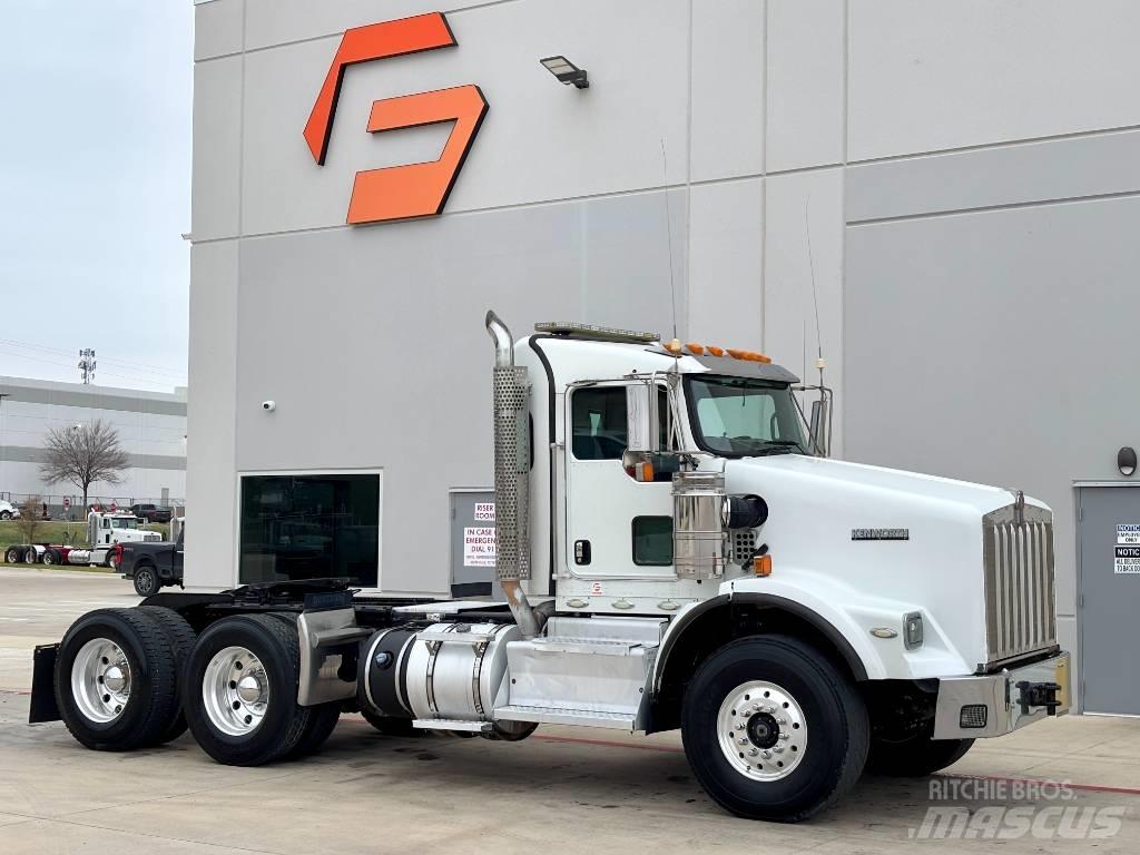 Kenworth T 800 Vetopöytäautot