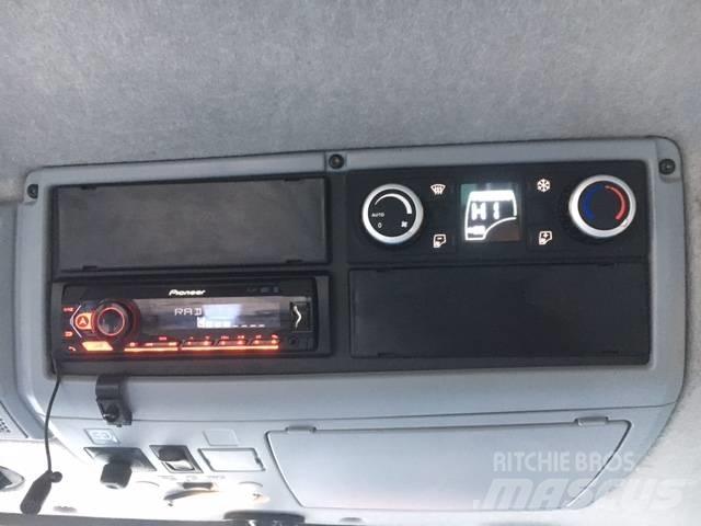 Valtra T 234 V Traktorit