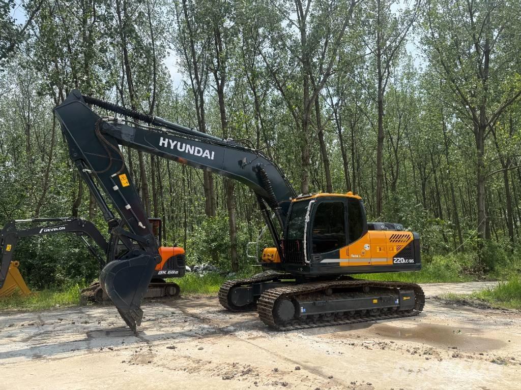 Hyundai R220LC-9S Telakaivukoneet