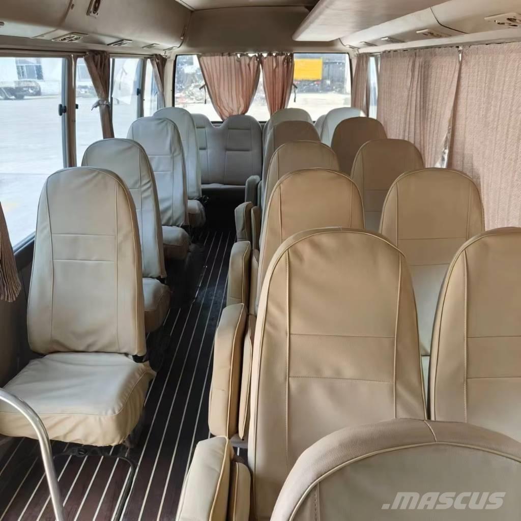 Toyota Coaster Bus Minibussit