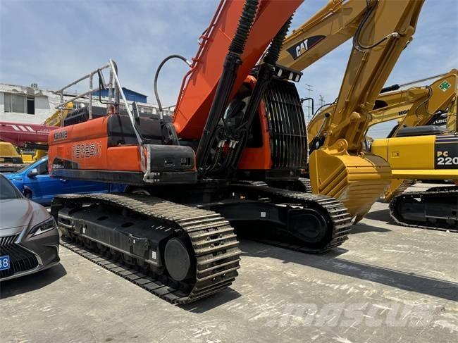 Doosan DX 340 LCA Telakaivukoneet