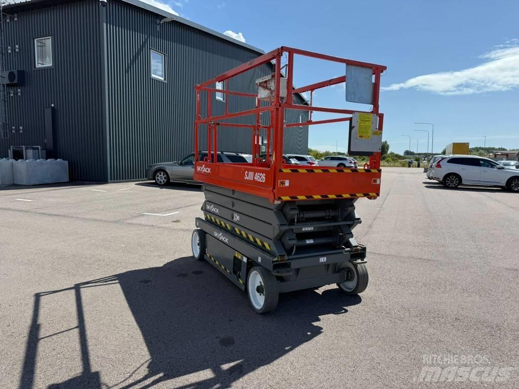 SkyJack SJ 4626 Saksilavat