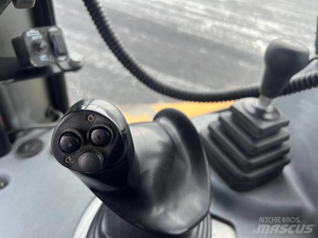 Liebherr PR 756 Telaketjupuskutraktorit
