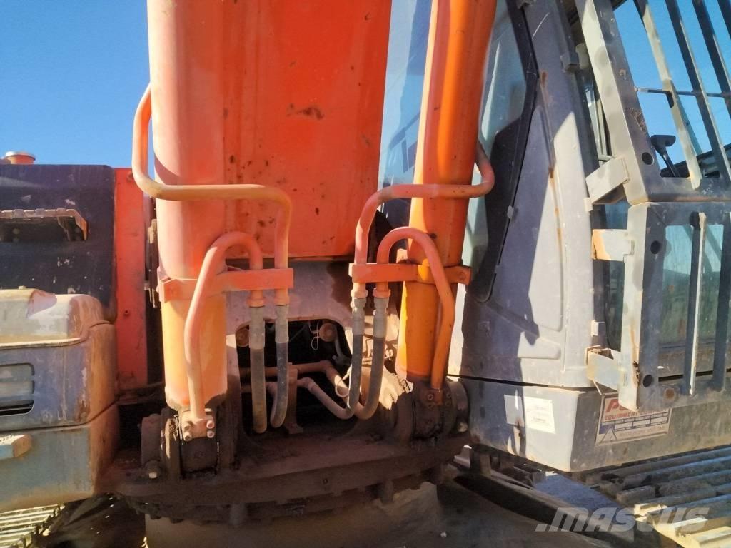 Hitachi ZX 270 LC Telakaivukoneet