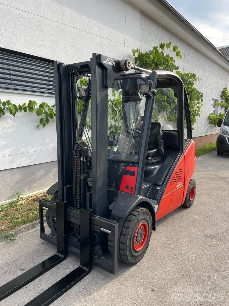 Linde H 30 T Nestekaasutrukit