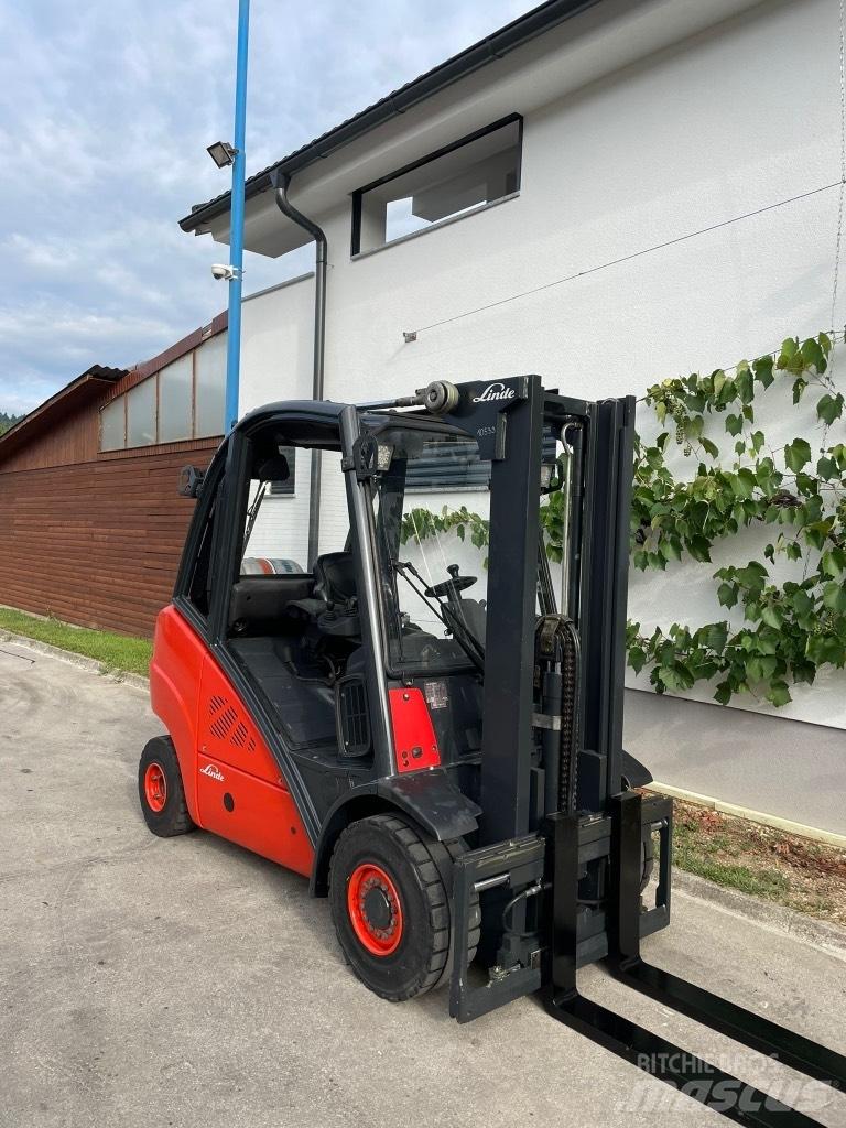 Linde H 30 T Nestekaasutrukit
