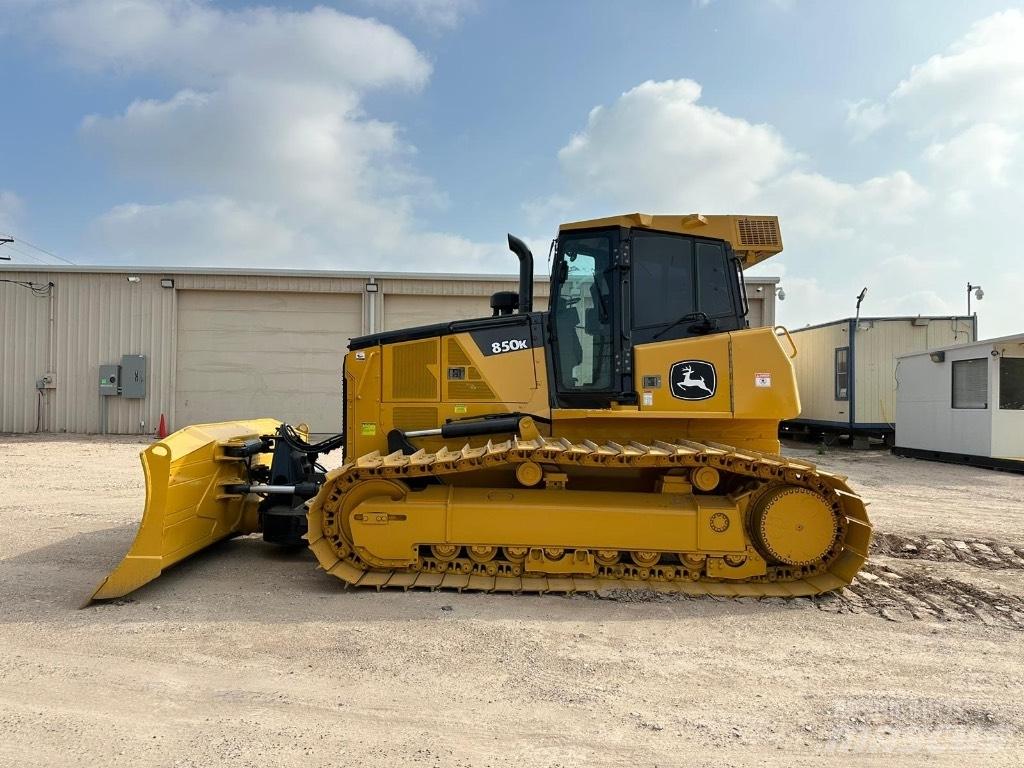 DEERE 850K Telaketjupuskutraktorit