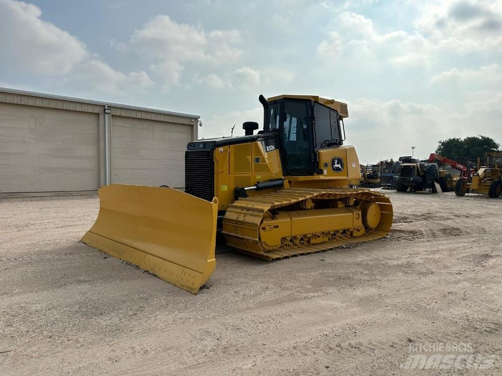 DEERE 850K Telaketjupuskutraktorit
