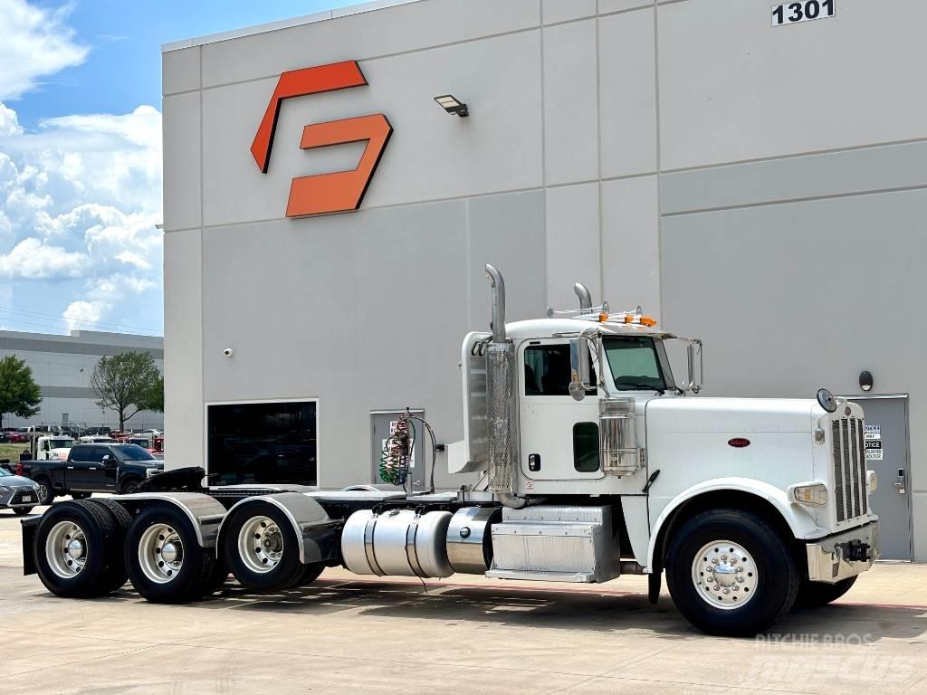 Peterbilt 388 Vetopöytäautot