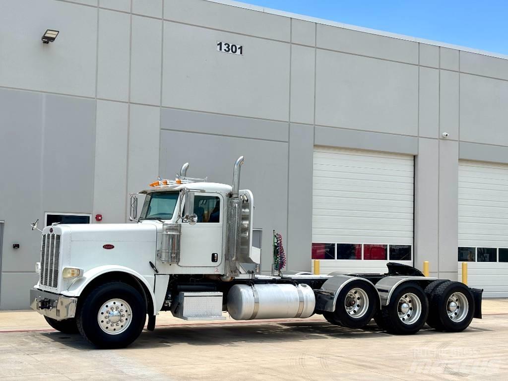 Peterbilt 388 Vetopöytäautot