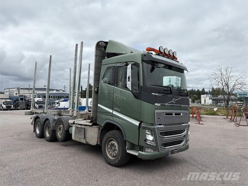 Volvo FH16 8x4 Puuautot