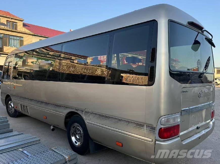 Toyota Coaster Linjaliikennebussit