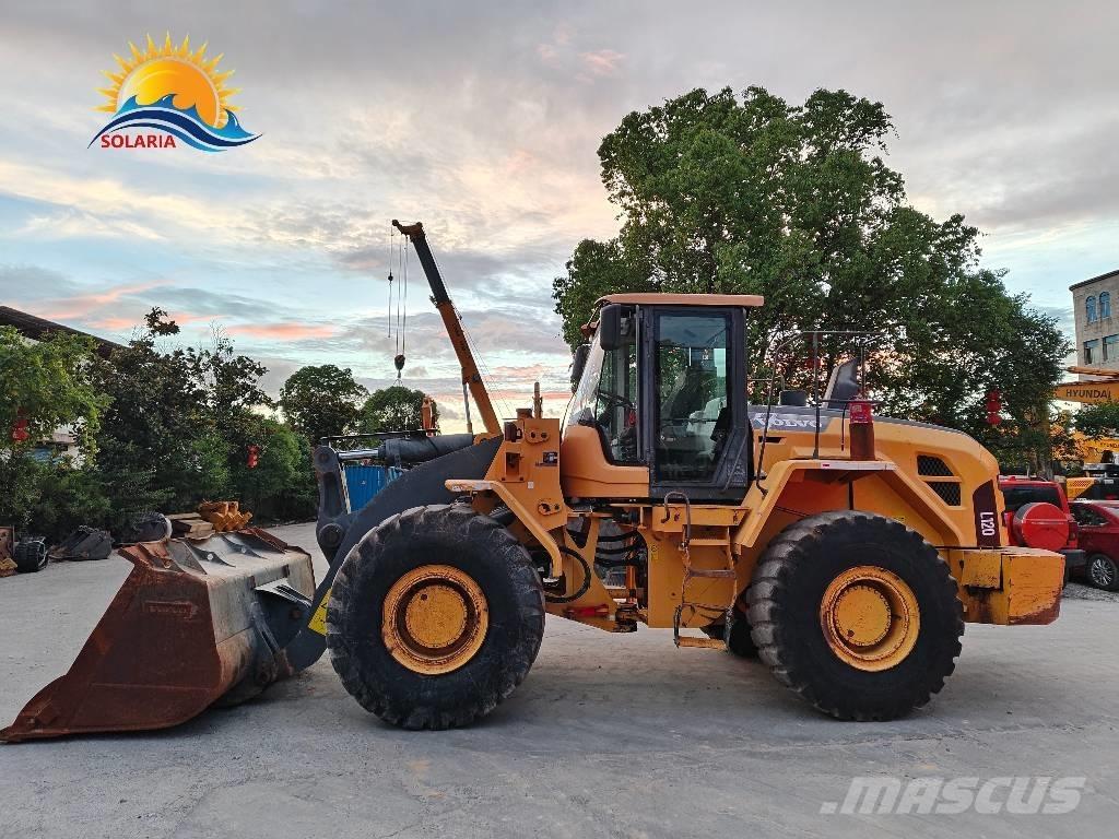 Volvo L 120 Pyöräkuormaajat
