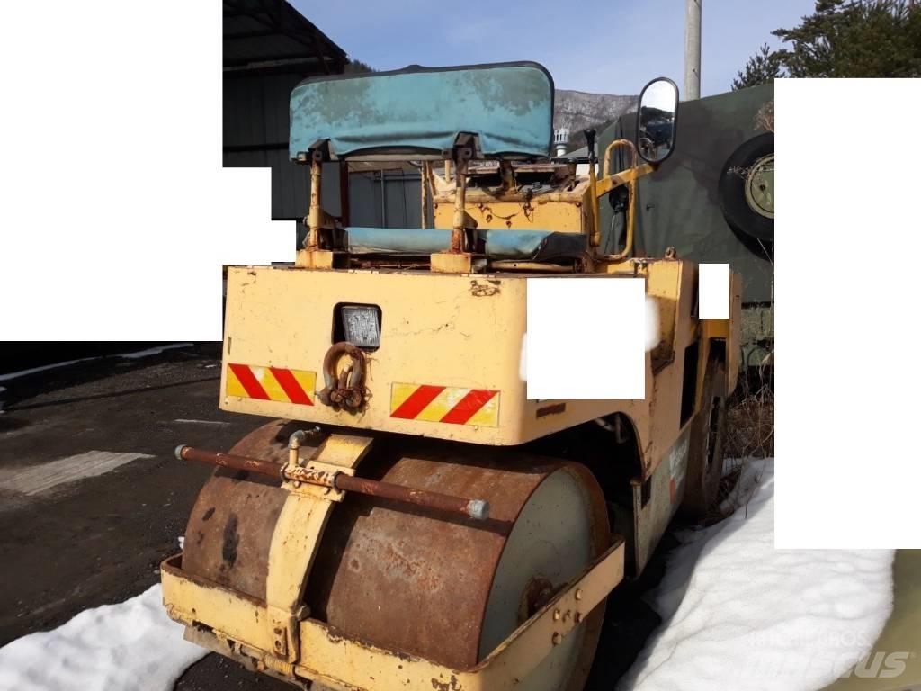 Sakai SG500 Yksivalssijyrät