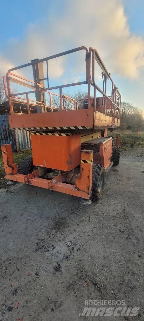 JLG 4394 RT Saksilavat