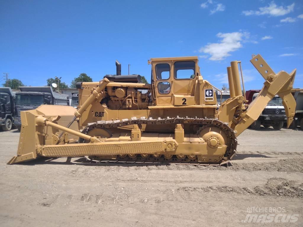 CAT D9H Puskukoneet