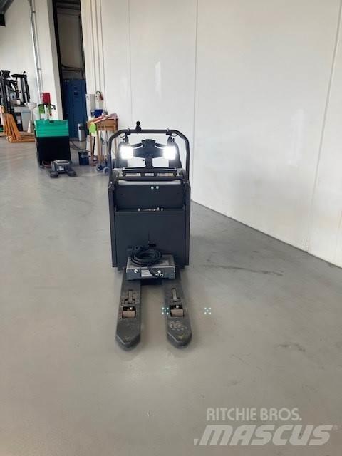 Atlet PLP 200 Lavansiirtotrukit ajotasolla