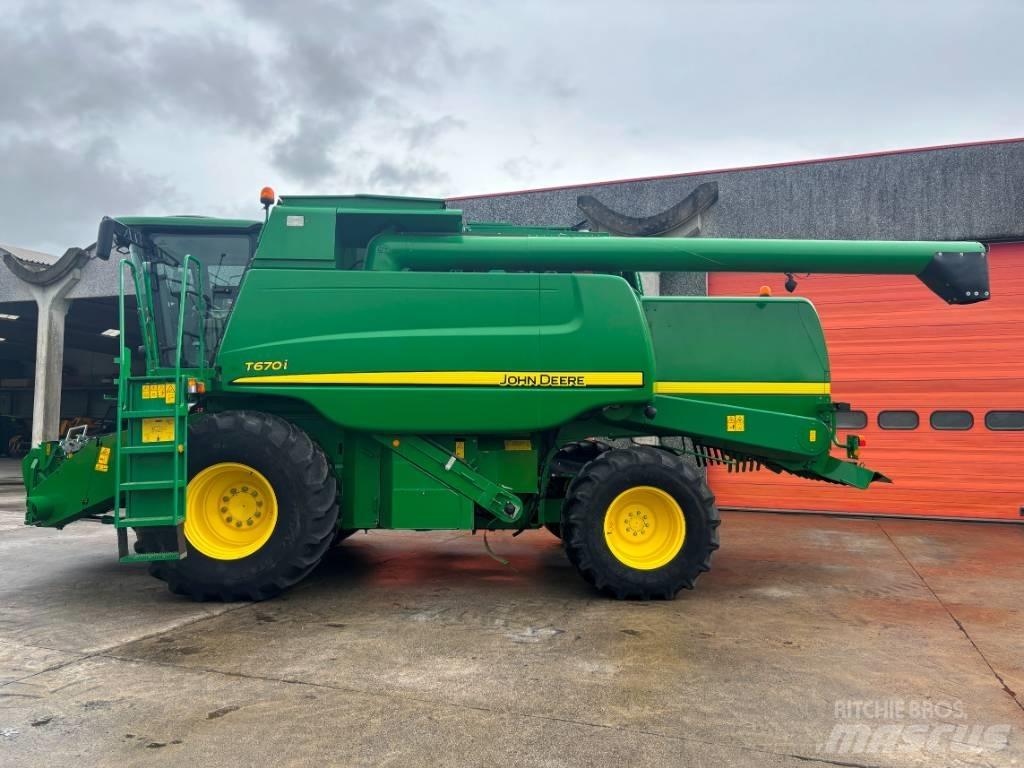 John Deere T 670 i Leikkuupuimurit