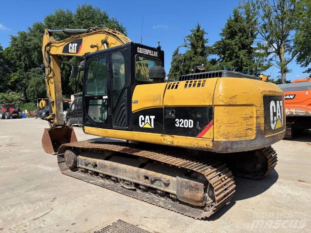 CAT 320 D L Telakaivukoneet