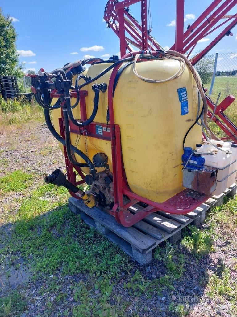 Hardi NK 800/12m Nostolaite ruiskut