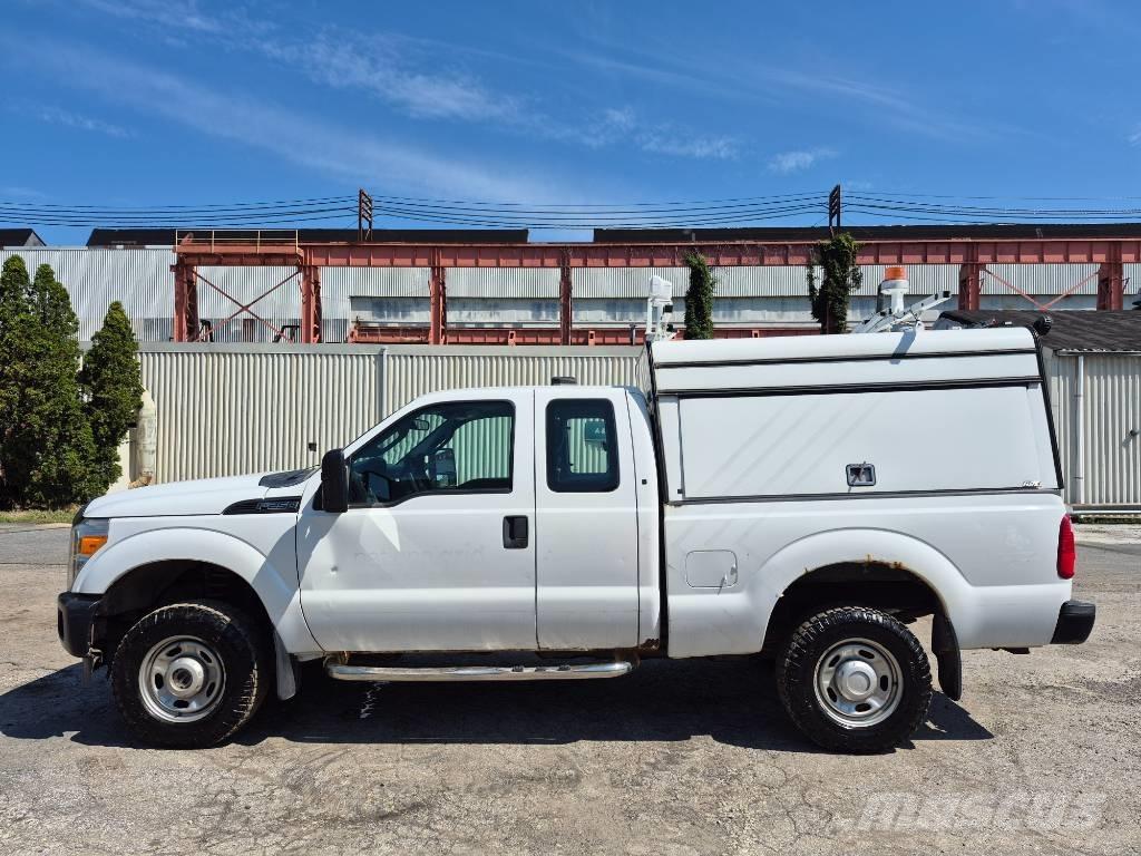 Ford F 250 Lava-autot
