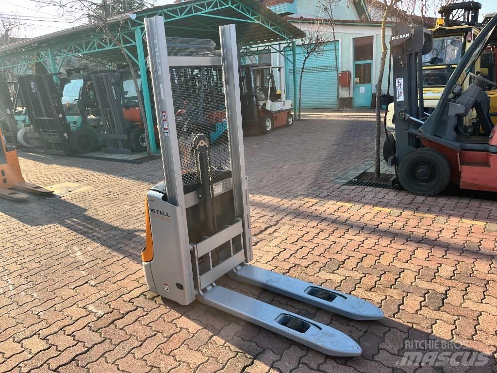 Still EXV 10 V-4103 Käyden ajettavat pinoamistrukit