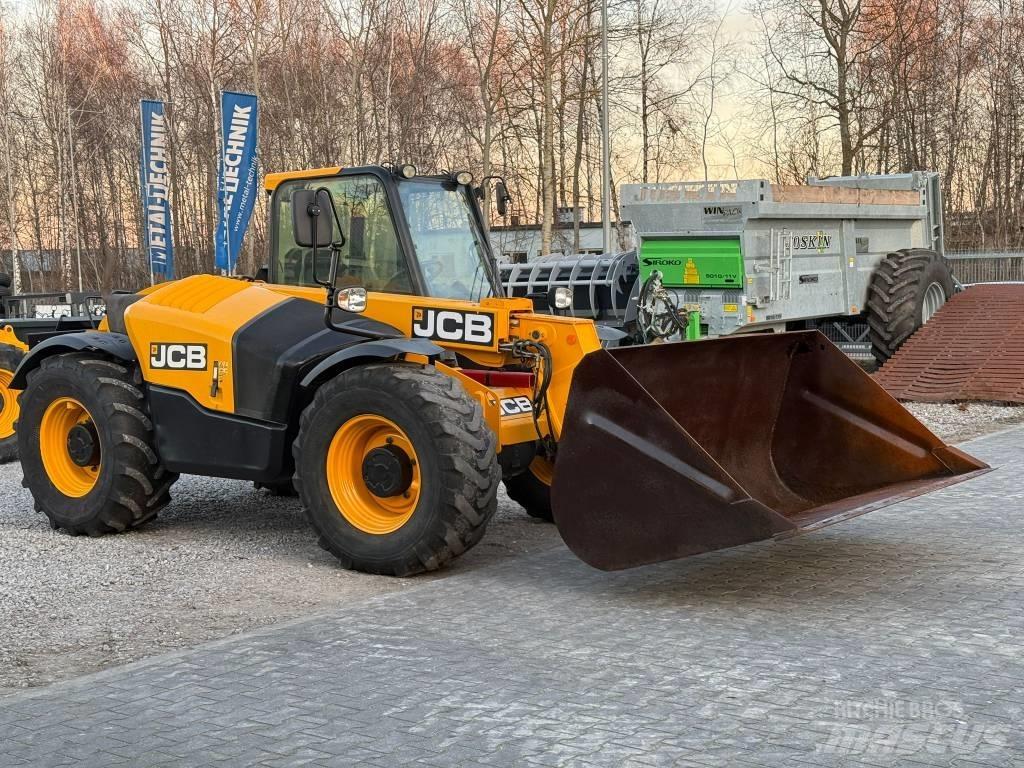 JCB 526-56 Agri Teleskooppikuormaajat