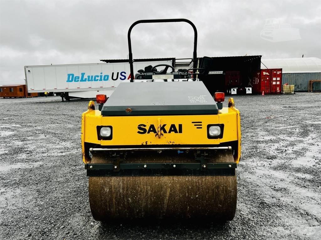 Sakai SW 504 Yksivalssijyrät