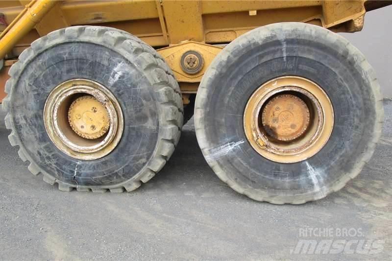 Bell B40D 6X6 Dumpperit
