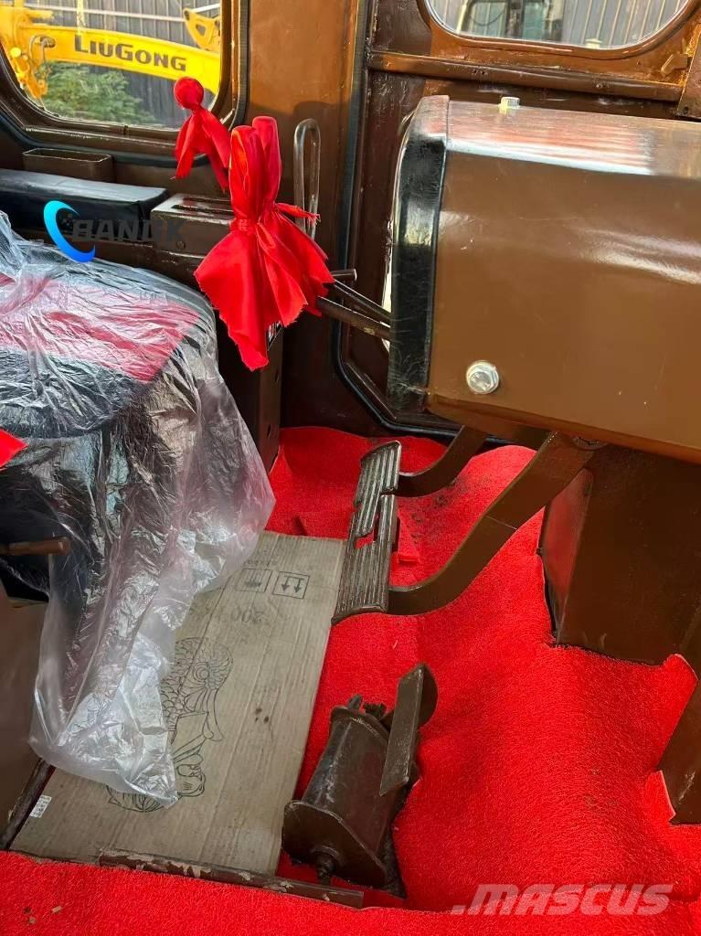 CAT D 8 K Telaketjupuskutraktorit